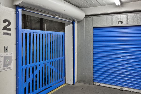US Storage Centers - Vernon - 4250 S Alameda St