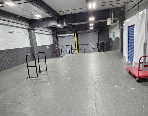Storage America - Pawtucket - 37 Freight St