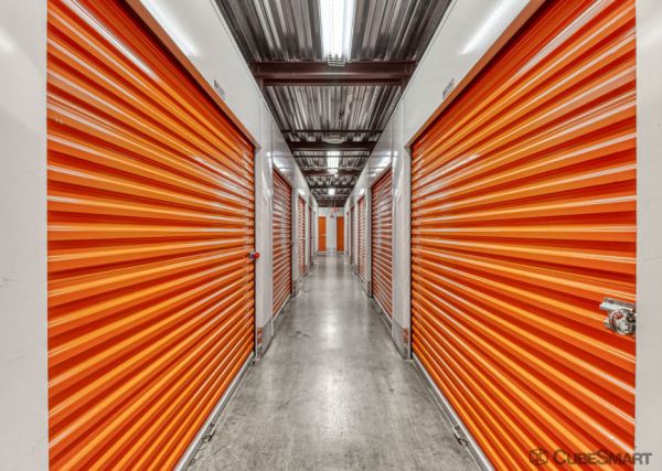 CubeSmart Self Storage - Bronx - 1376 Cromwell Ave - 1376 Cromwell Ave