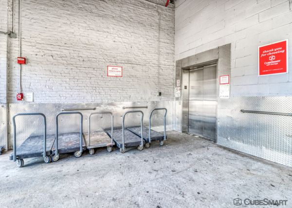 CubeSmart Self Storage - Brooklyn - 945 Atlantic Ave - 945 Atlantic Ave