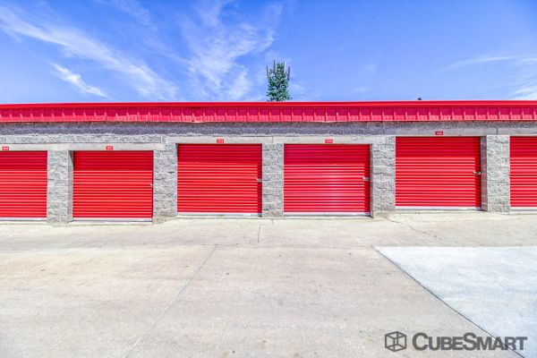 CubeSmart Self Storage - Aurora - 15413 E 18th Ave - 15413 E 18th Ave