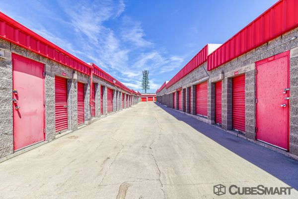 CubeSmart Self Storage - Aurora - 15413 E 18th Ave - 15413 E 18th Ave