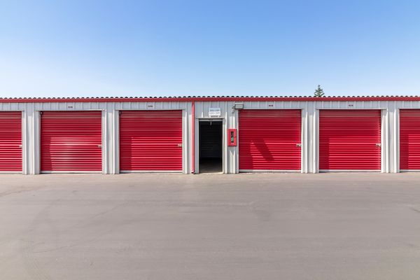 Security Public Storage - 2633 W Shaw Ave