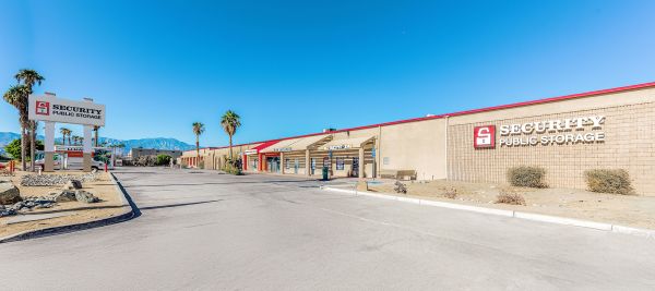 Security Public Storage - 39505 Berkey Drive