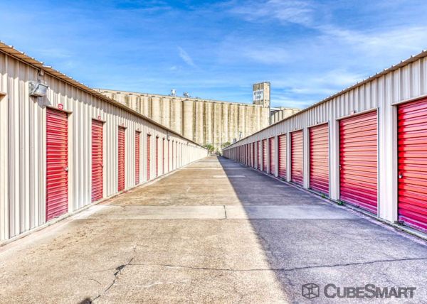 CubeSmart Self Storage - Saginaw - 419 N Saginaw Blvd - 419 N Saginaw Blvd