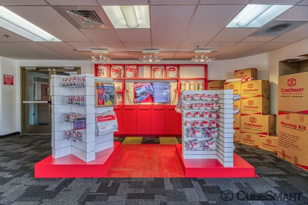 CubeSmart Self Storage - Denver - 6150 Leetsdale Dr - 6150 Leetsdale Dr