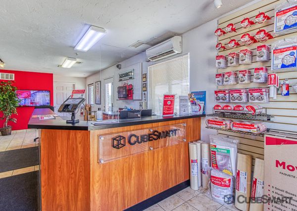CubeSmart Self Storage - Aurora - 1800 South Chambers Road - 1800 South Chambers Road