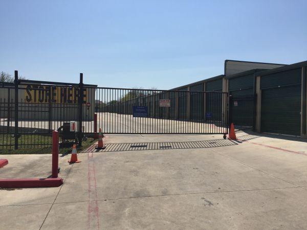 Armored Self Storage - Western Center - 2950 Western Center Blvd