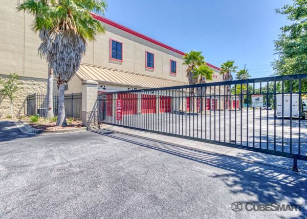CubeSmart Self Storage - Orlando - 10425 S John Young Pkwy - 10425 S John Young Pkwy