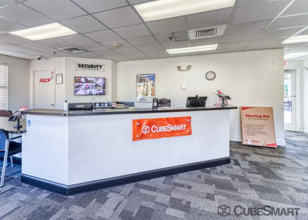 CubeSmart Self Storage - West Palm Beach - 5058 Forest Hill Blvd - 5058 Forest Hill Blvd