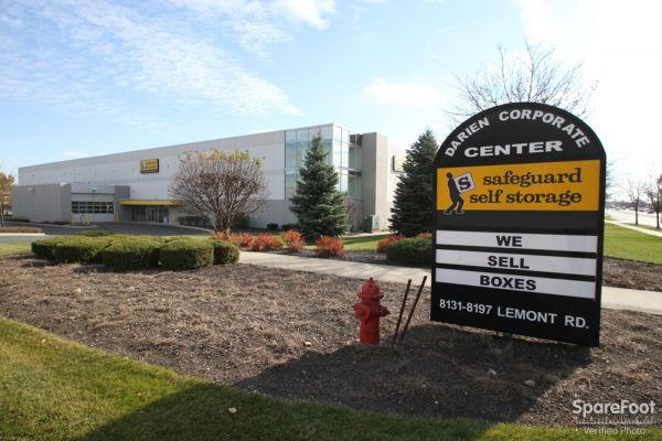 Safeguard Self Storage - Darien - 8131 Lemont Road