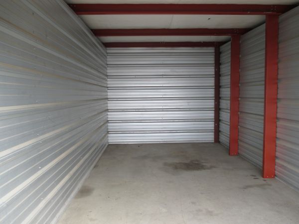 Bison Storage - North - 4119 14th Avenue North