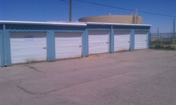 Edgewood Center Self Storage - 1943 E Highway 333