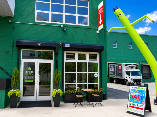 iStore Green- FREE PICK-UP SERVICE - 12 Hall St