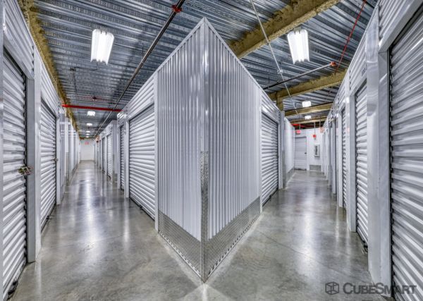 CubeSmart Self Storage - Staten Island - 3131 Richmond Terrace