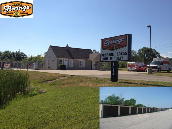 Abe's Storage - Holly Road (Near Genesys Hospital) - 10433 North Holly Road