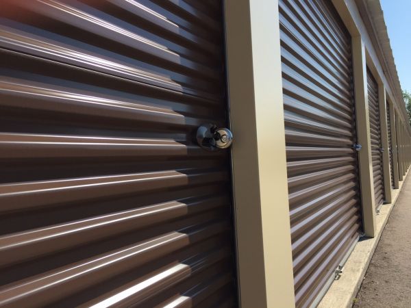 Abe's Storage - Holly Road (Near Genesys Hospital) - 10433 North Holly Road