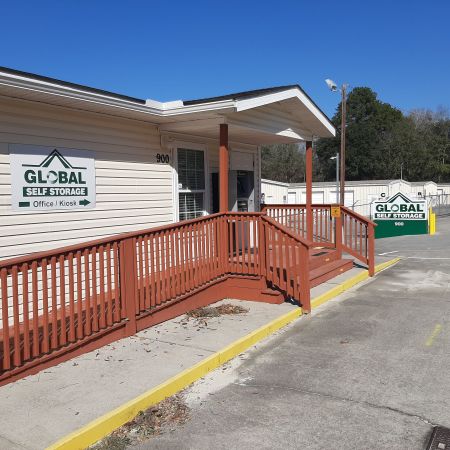 Global Self Storage - Gum Street - 900 North Gum Street