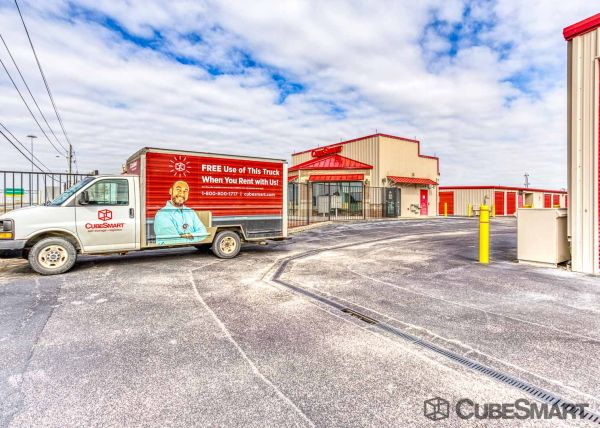 CubeSmart Self Storage - Houston - 12955 South Fwy - 12955 South Fwy
