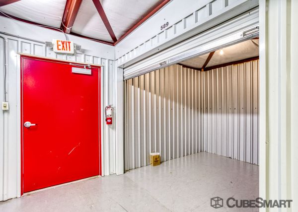 CubeSmart Self Storage - Houston - 10030 Blackhawk Boulevard - 10030 Blackhawk Boulevard