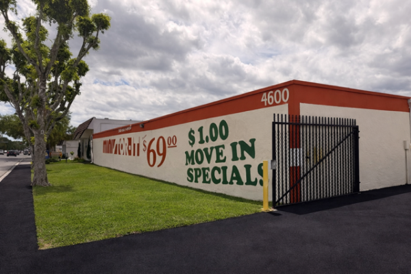 Miami Mini Stor-It - South Miami/Coral Gables - 4555 SW 72nd Ave
