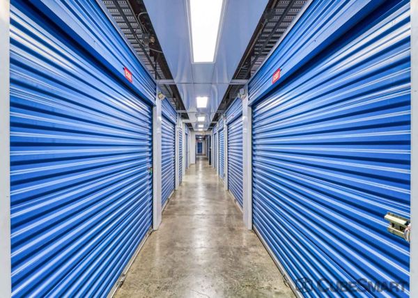 CubeSmart Self Storage - Austin - 2220 E Riverside Dr - 2220 E Riverside Dr