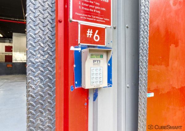 CubeSmart Self Storage - Brooklyn - 900 Atlantic Ave - 900 Atlantic Ave