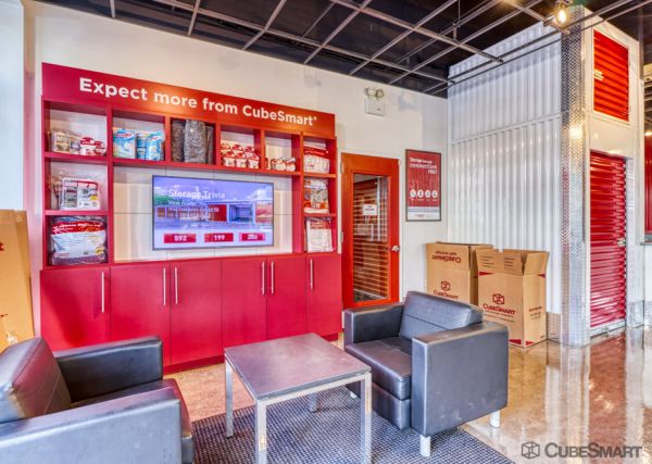 CubeSmart Self Storage - Brooklyn - 1050 Atlantic Ave - 1050 Atlantic Ave