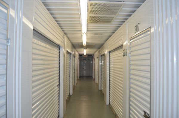 American Flag Storage - Eastchester Drive - 2376 Hickswood Road