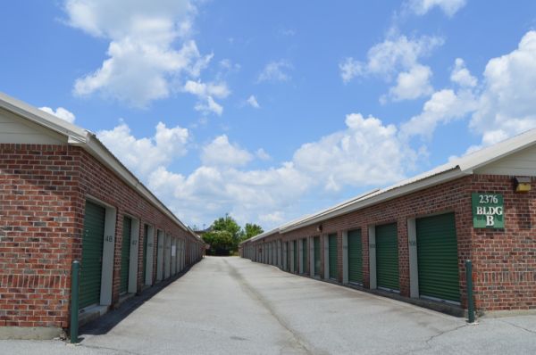 American Flag Storage - Eastchester Drive - 2376 Hickswood Road