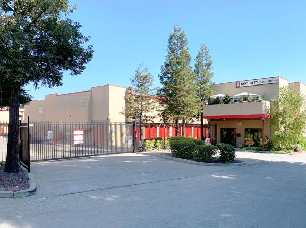 Security Public Storage - 2690 N Main St