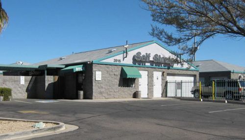 U-Stor - Greenway - 3916 East Greenway Road