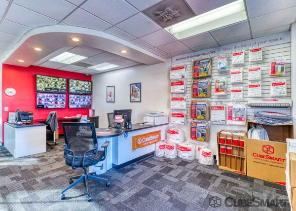 CubeSmart Self Storage - Delray Beach - 2512 N Federal Hwy - 2512 N Federal Hwy