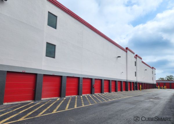 CubeSmart Self Storage - Royal Palm Beach - 8970 Belvedere Rd - 8970 Belvedere Rd