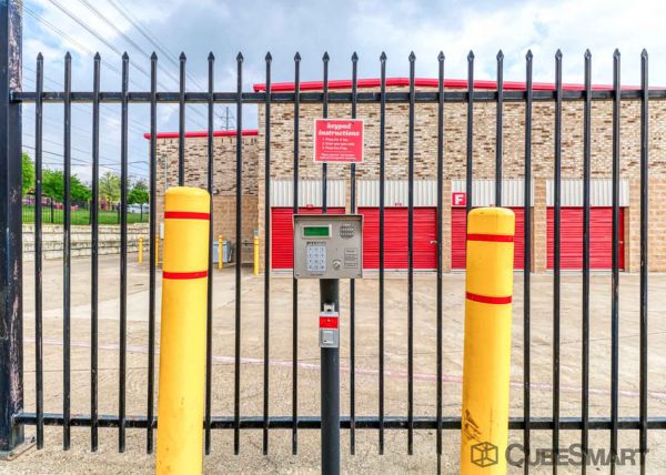 CubeSmart Self Storage - Austin - 2201 South Pleasant Valley Road - 2201 S Pleasant Valley Rd