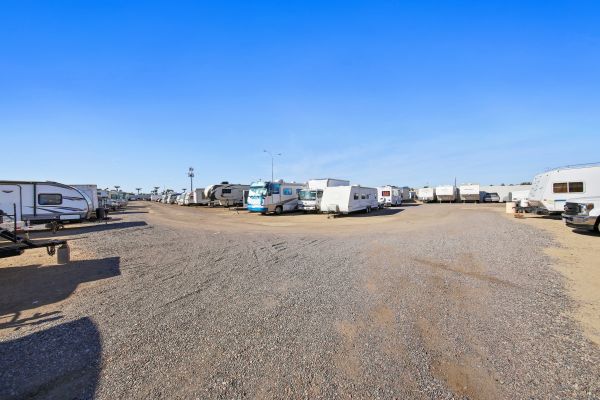 US Storage Centers - Glendale - 5801 West San Miguel Avenue - 5801 West San Miguel Avenue