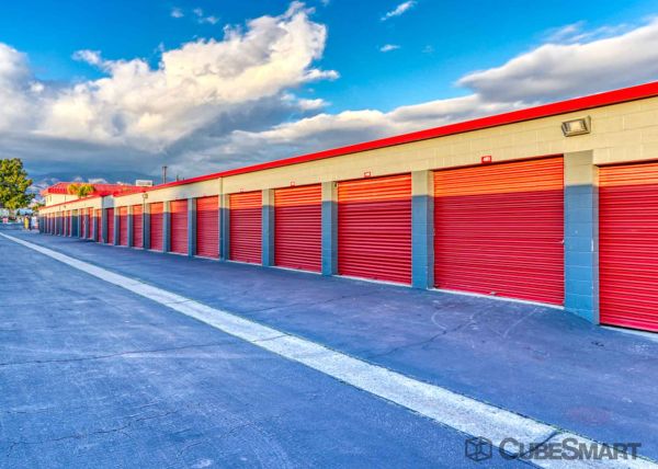 CubeSmart Self Storage - Ontario - 1372 East 5th Street