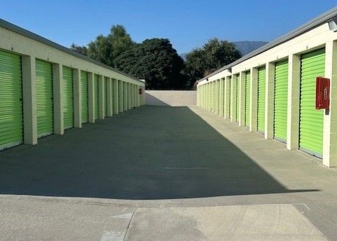 Extra Space Storage - 8061 - San Bernardino - W Highland Ave - 2180 West Highland Avenue