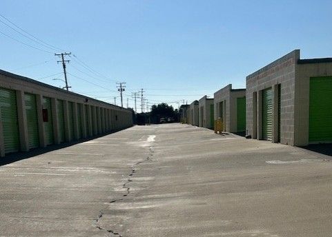 Extra Space Storage - 8061 - San Bernardino - W Highland Ave - 2180 West Highland Avenue