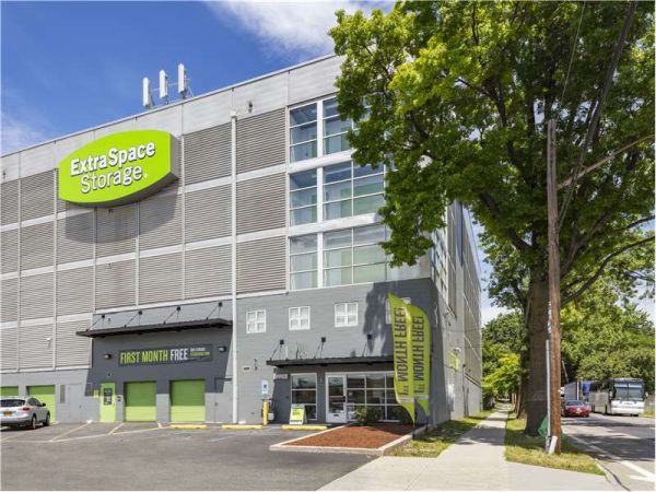 Extra Space Storage - 1042 - Bronx - Edson Av - 2875 Edson Avenue