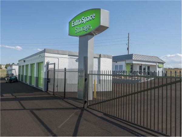 Extra Space Storage - 1075 - Thornton - W Thornton Parkway - 664 Thornton Parkway
