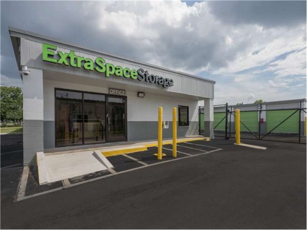 Extra Space Storage - 0289 - Antioch - Antioch Pike - 2101 Antioch Pike