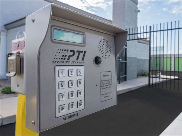 Extra Space Storage - 0777 - Tucson - E 22nd St - 8100 East 22nd Street