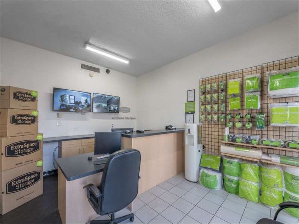 Extra Space Storage - 0777 - Tucson - E 22nd St - 8100 East 22nd Street