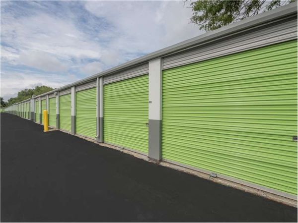 Extra Space Storage - 0782 - Shawnee - W 63rd St - 12977 West 63Rd Street