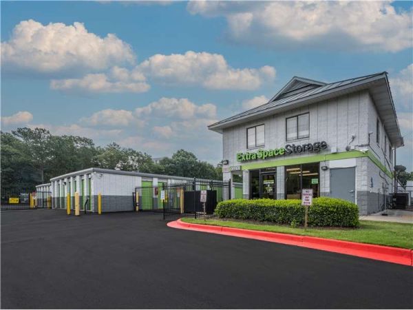 Extra Space Storage - 0815 - Eastpoint - Lakewood Ave - 2960 Lakewood Avenue Southwest
