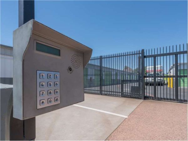 Extra Space Storage - 1356 - Phoenix - 15626 N Cave Creek Rd - 15626 North Cave Creek Road