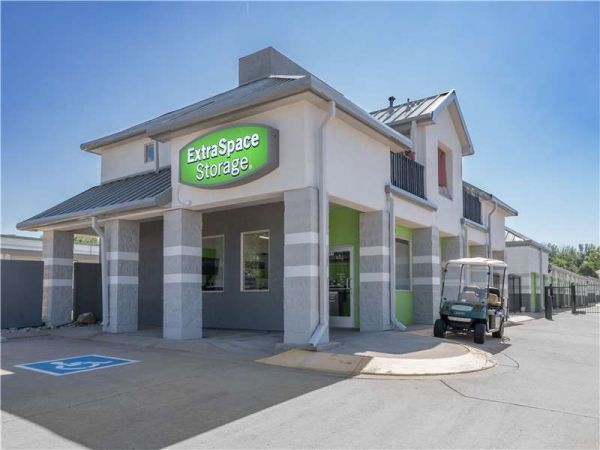 Extra Space Storage - 1459 - Colorado Springs - Austin Bluffs Pkwy - 5195 Austin Bluffs Parkway