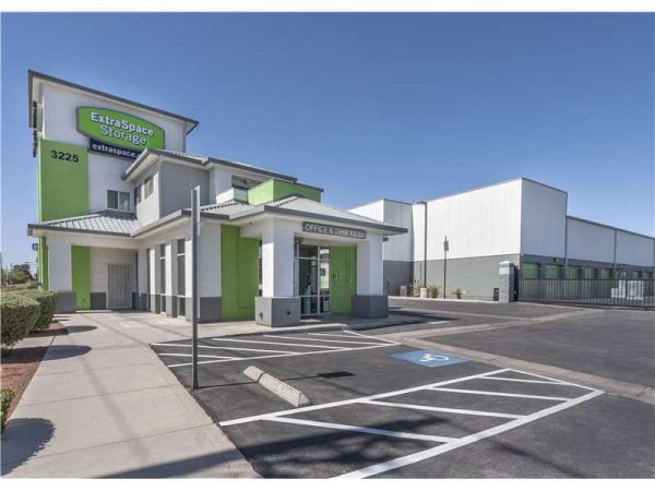 Extra Space Storage - 1465 - Las Vegas - Jones Blvd - 3225 North Jones Boulevard