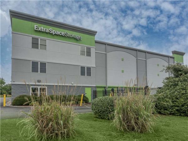 Extra Space Storage - 1582 - Virginia Beach - Village Dr - 621 Village Drive
